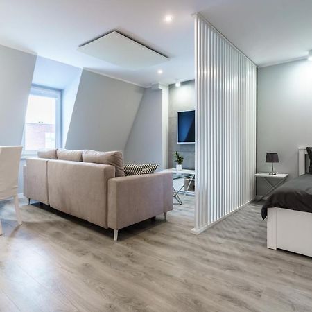 Nowoczesny Apartament Gliwice - 200 Metrow Od Rynku Exterior foto